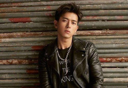 吃瓜爆料李现r1se,瓜田里的青春旋律