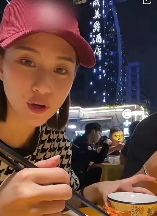 网红明星爆料吃瓜事件,娱乐圈吃瓜事件大揭秘